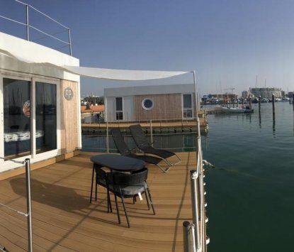 Mobile home Italy Floating Resort Rimini Floating Home Suite Top Sun